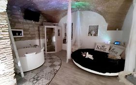 Venusuite Venosa - Luxury House, Spa & Relax -