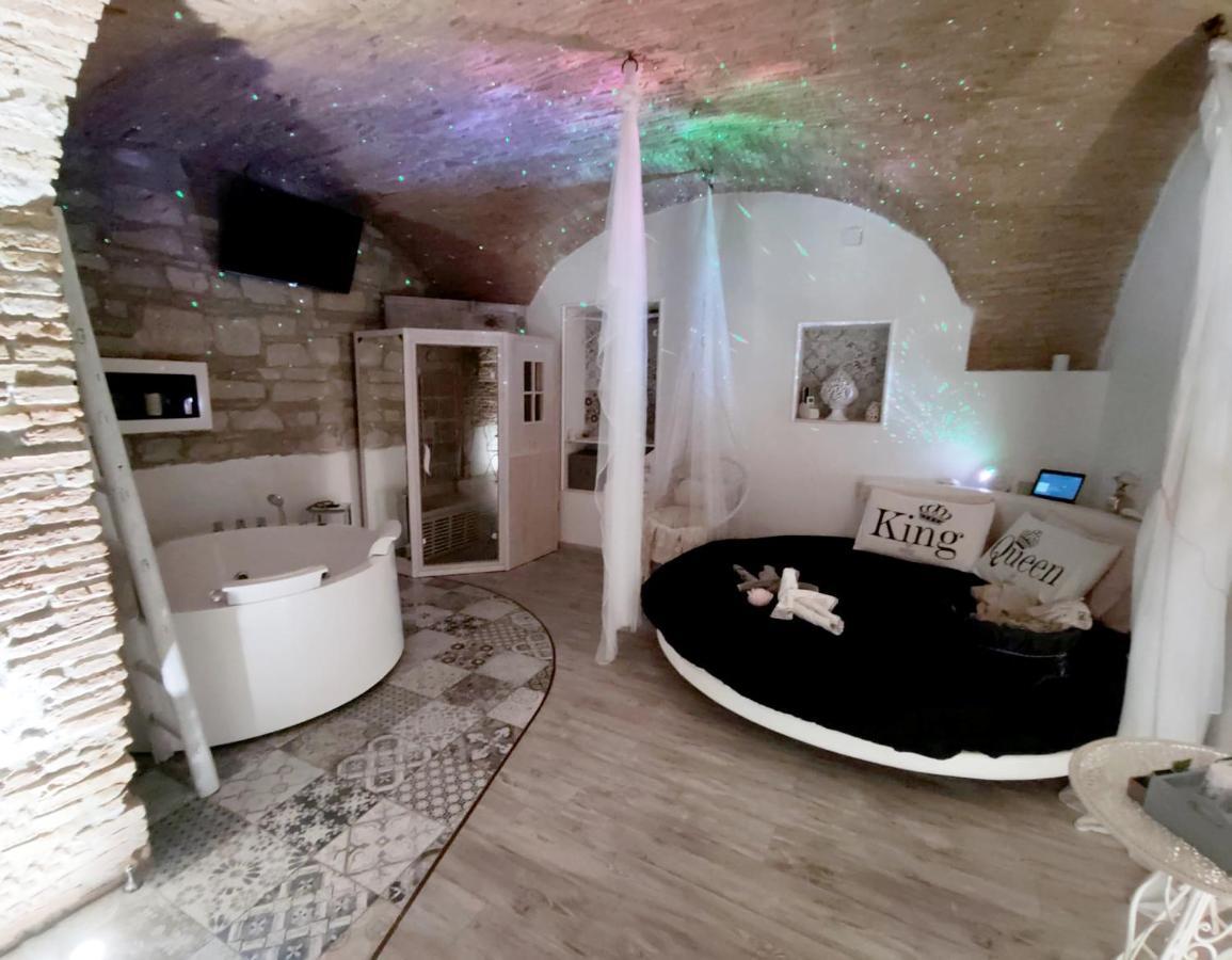 Venusuite Venosa - Luxury House, Spa & Relax - Exterior foto